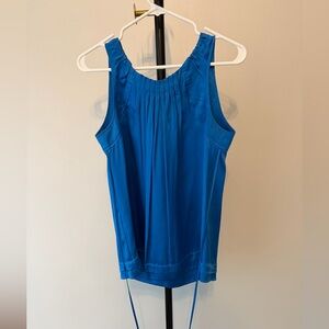 BCBGMAXAZRIA Silk Pleated Sleeveless Top – Blue – XS